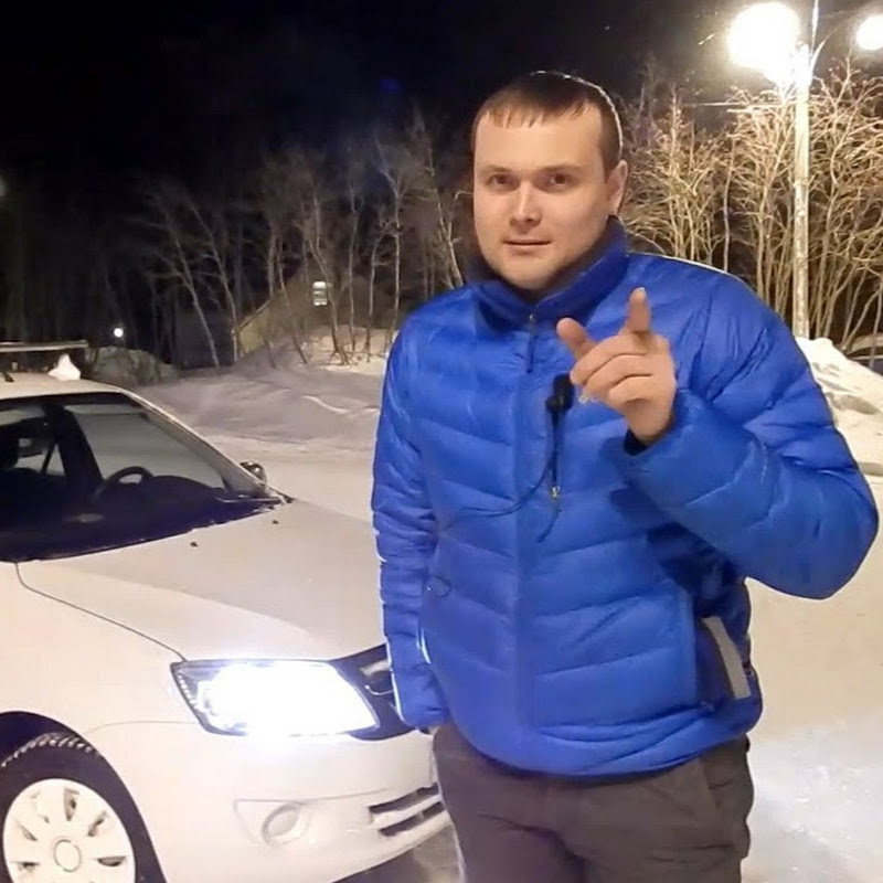 Блогер