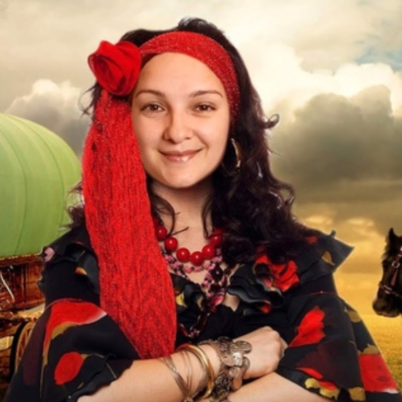 Блогер