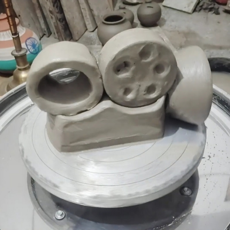 Ujjiwal clay Art 