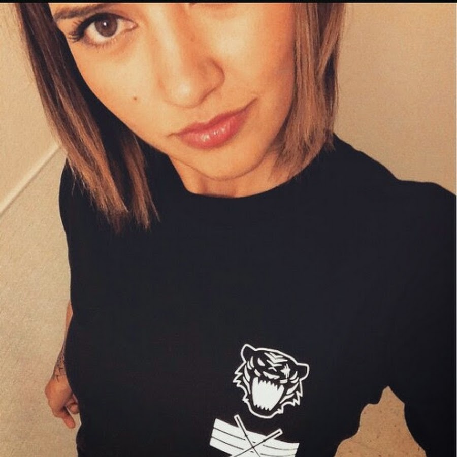 Geovanna Antoinette - YouTube