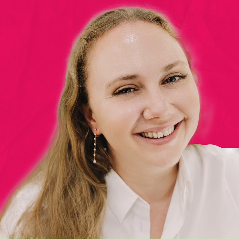 Ксения Падерина – Дороже Денег Logo