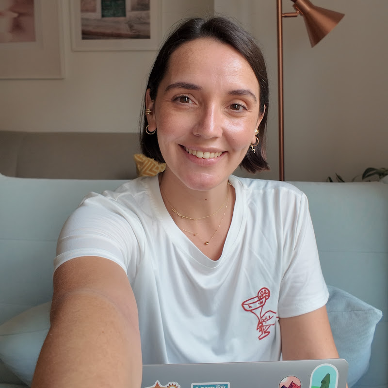 CÓMO HACER VLOGS QUE CONECTEN (guía completa para empezar desde cero)