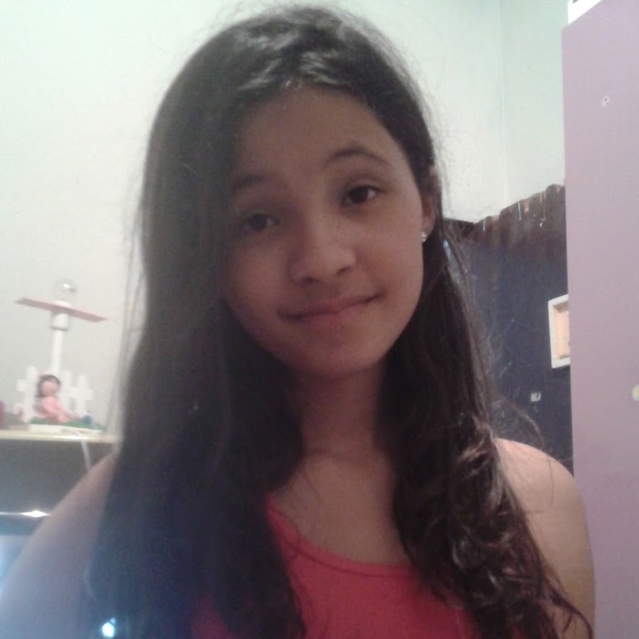 Nicole Santos - YouTube