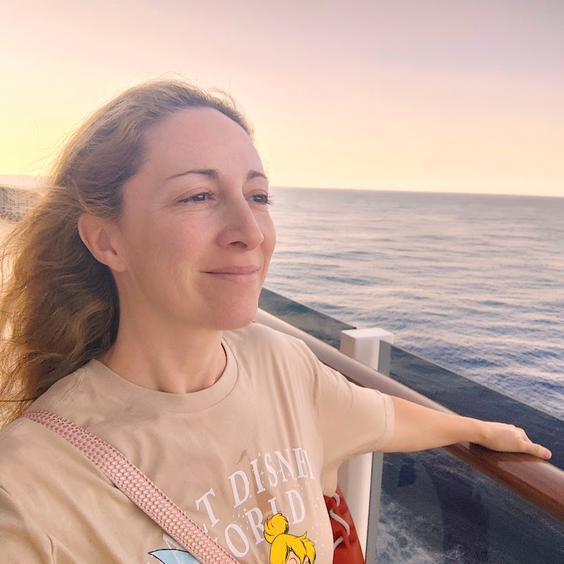 Maya en el País de la Música