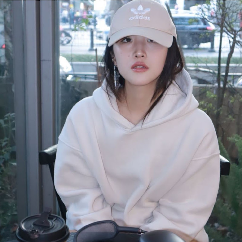 Photo SasAta ASMR