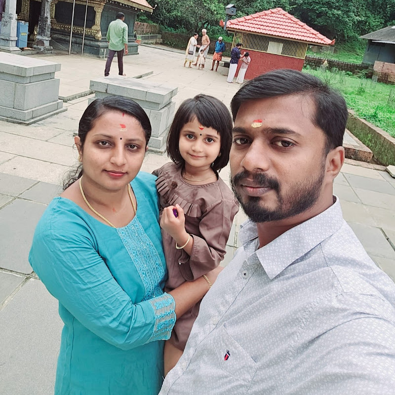 Oru Wayanadan Family 