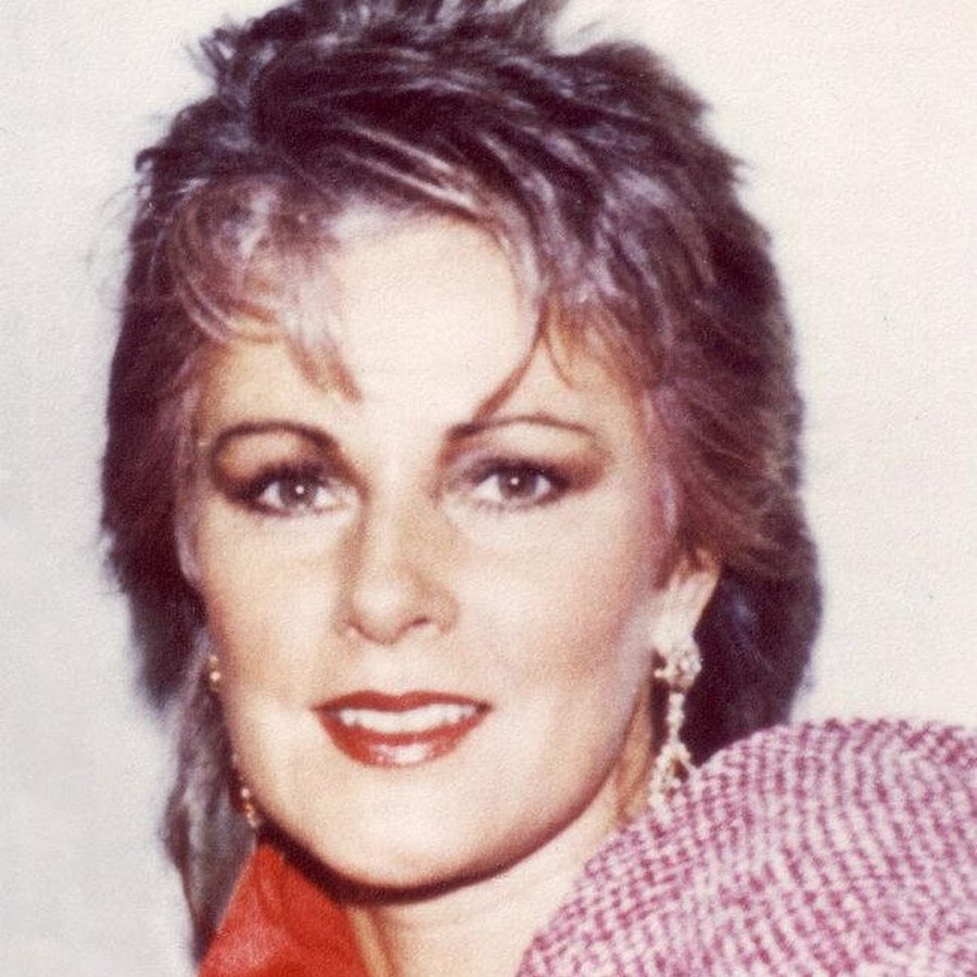 Anni-Frid Synni Lyngstad Fredriksson - YouTube
