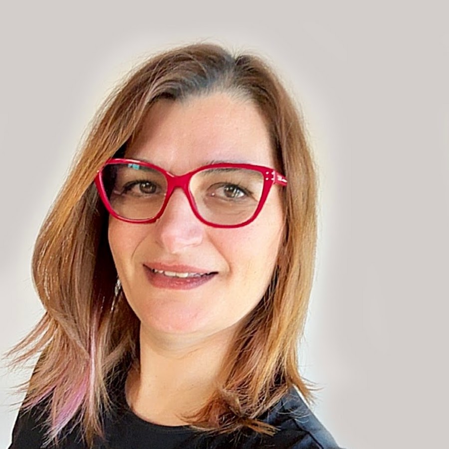 Vicky Papaioannou YouTube