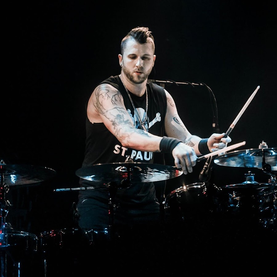 Neil Sanderson YouTube