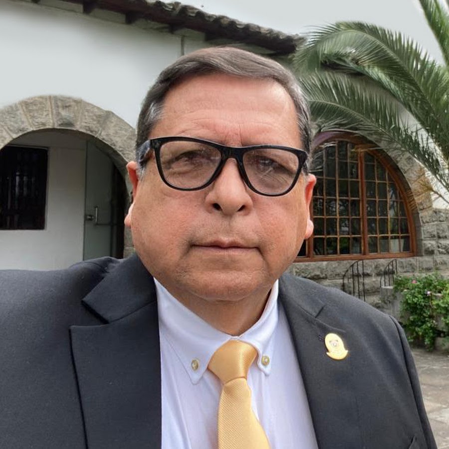 Alfredo Vasquez YouTube