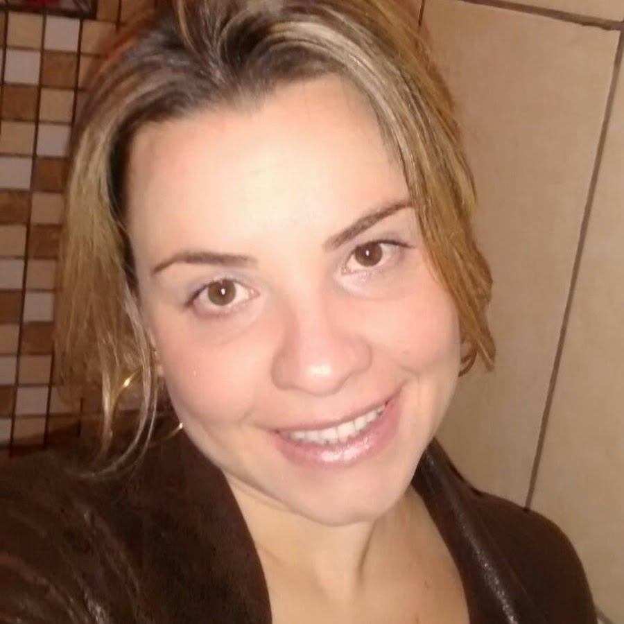 Resultado de imagem para camilla colasso