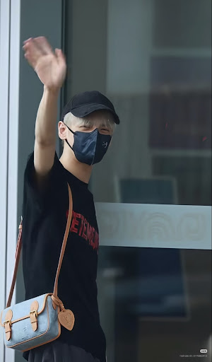 Post from Only For 罗云熙 - YouTube