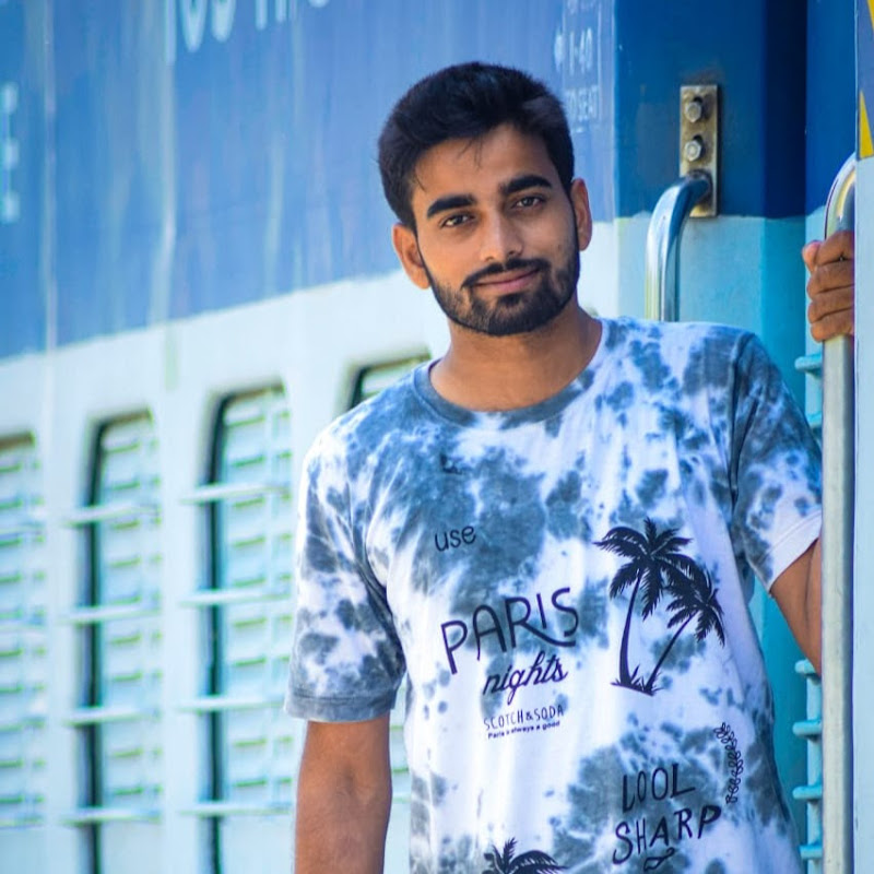 Hire RP Studio_0021 — Tech & Science YouTube creator for sponsorships