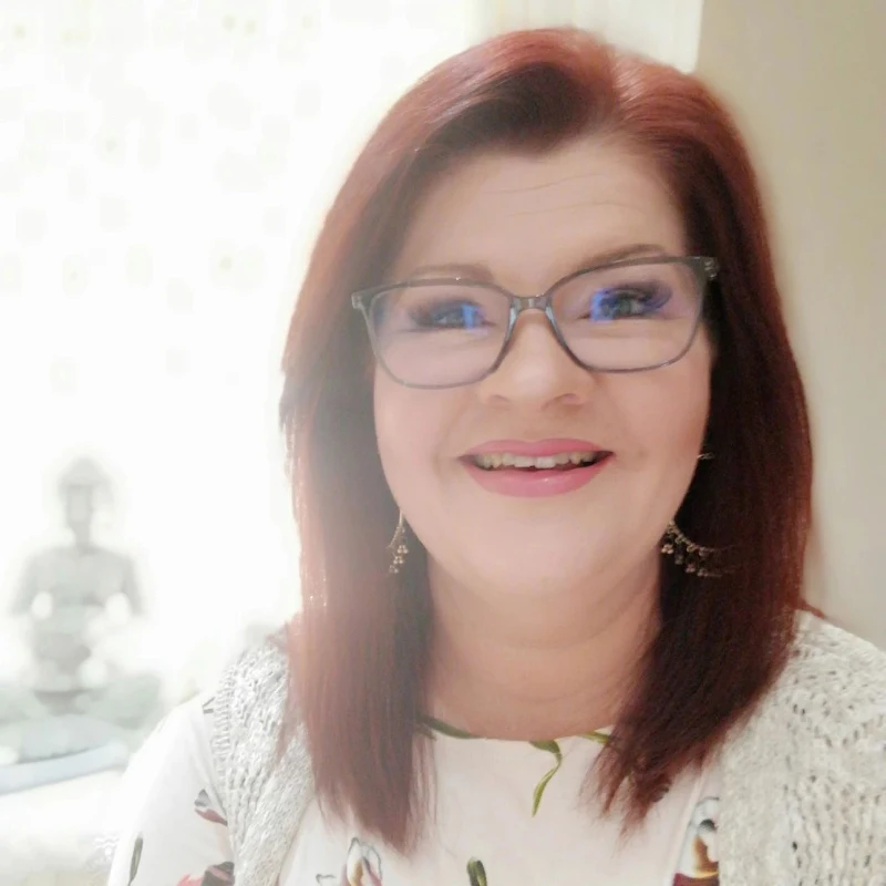 Debbie Furnarello - Psychic Medium