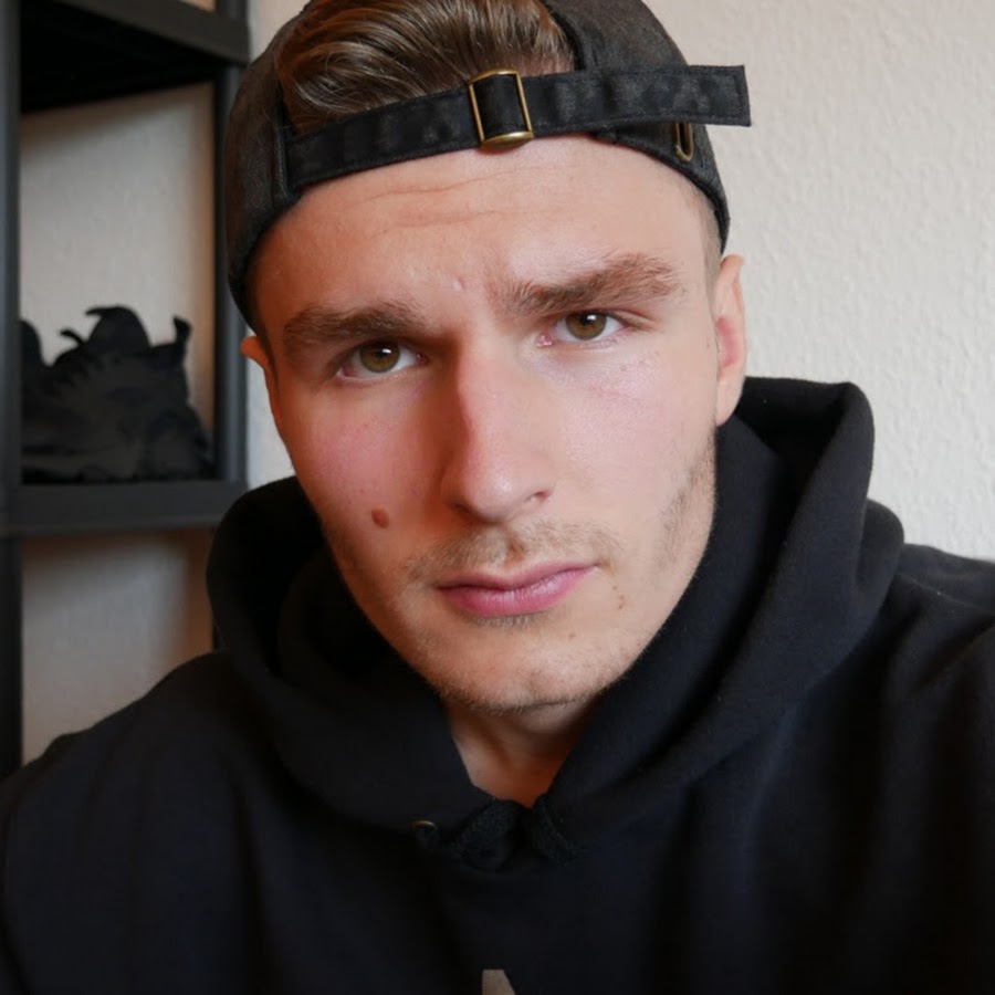 AdlerssonPictures - YouTube