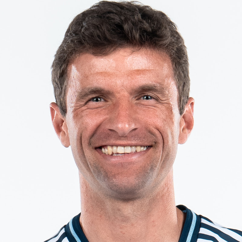 Thomas Müller profile