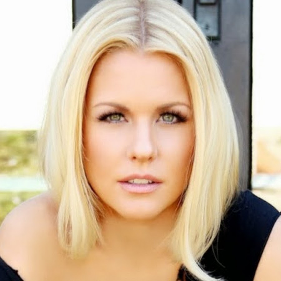 Carrie Keagan - YouTube