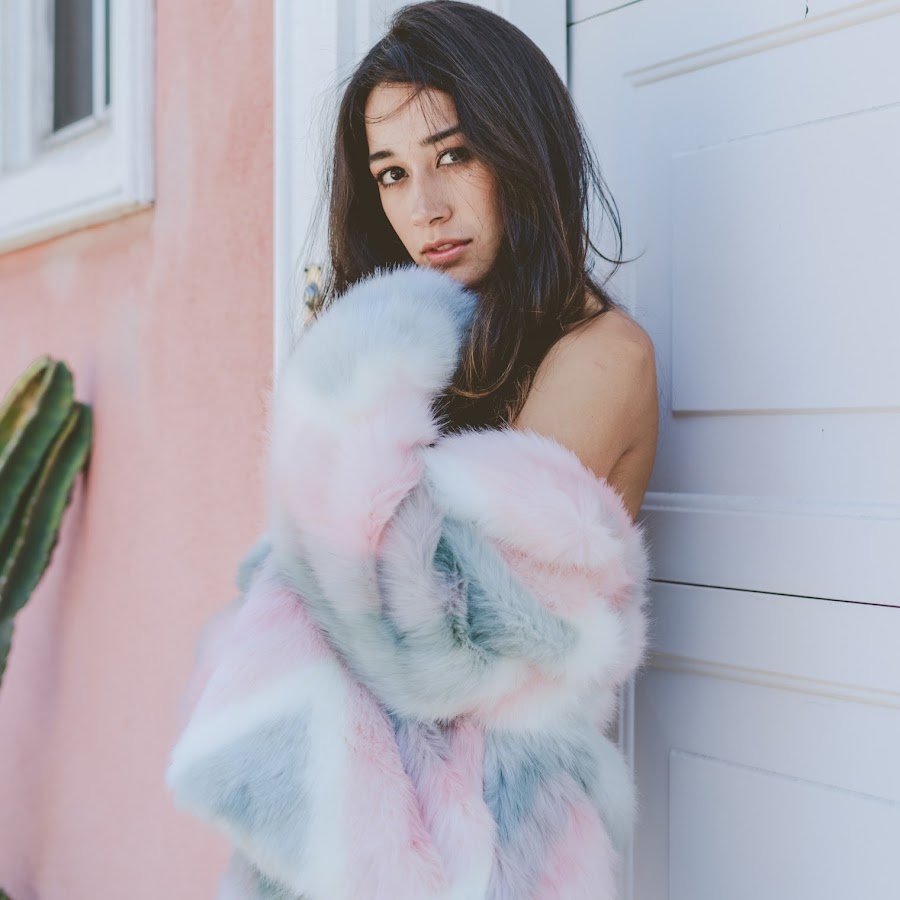 Andrea Rosario - YouTube