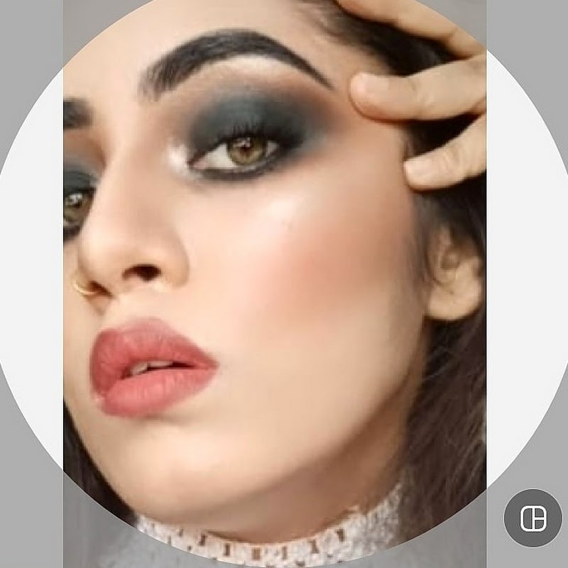 Makeup by Aasiya Kashmiri