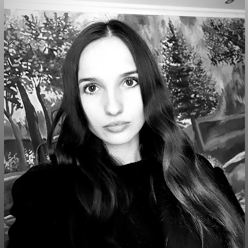 Уляна Павлик