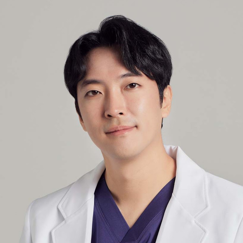 코 조각가 국경훈