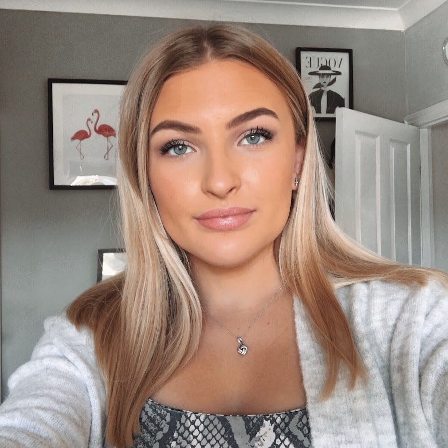 Phoebe Moon - YouTube