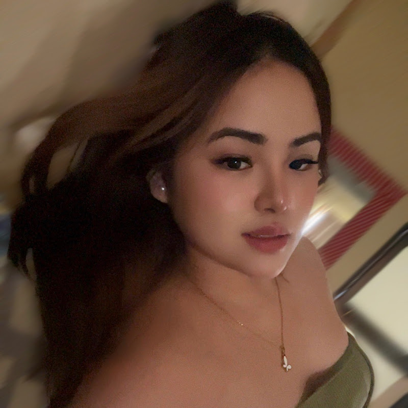Ella Sofia channel avatar