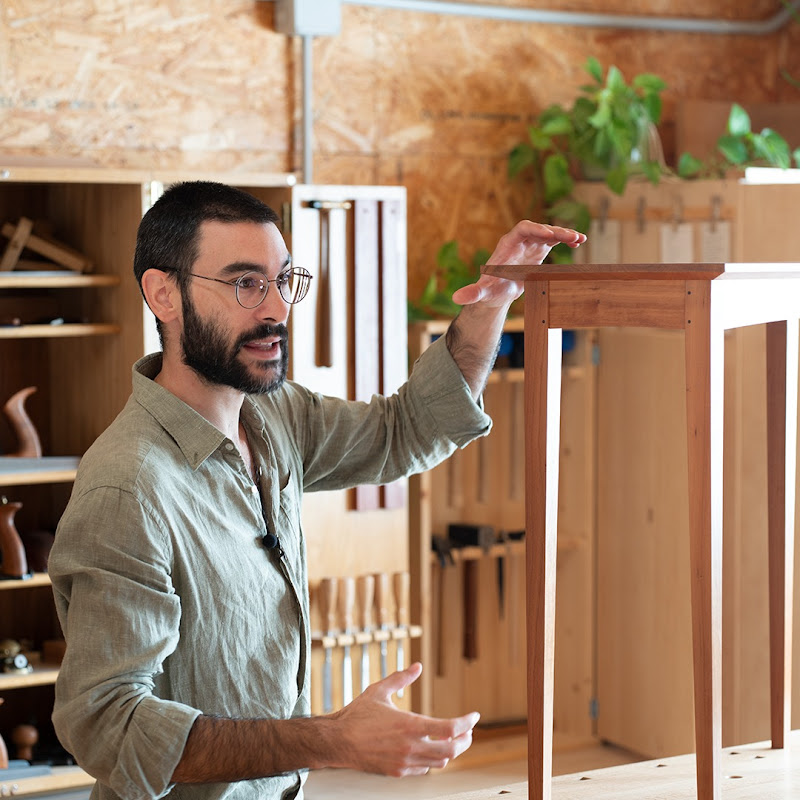 Germán Peraire Woodworking Logo