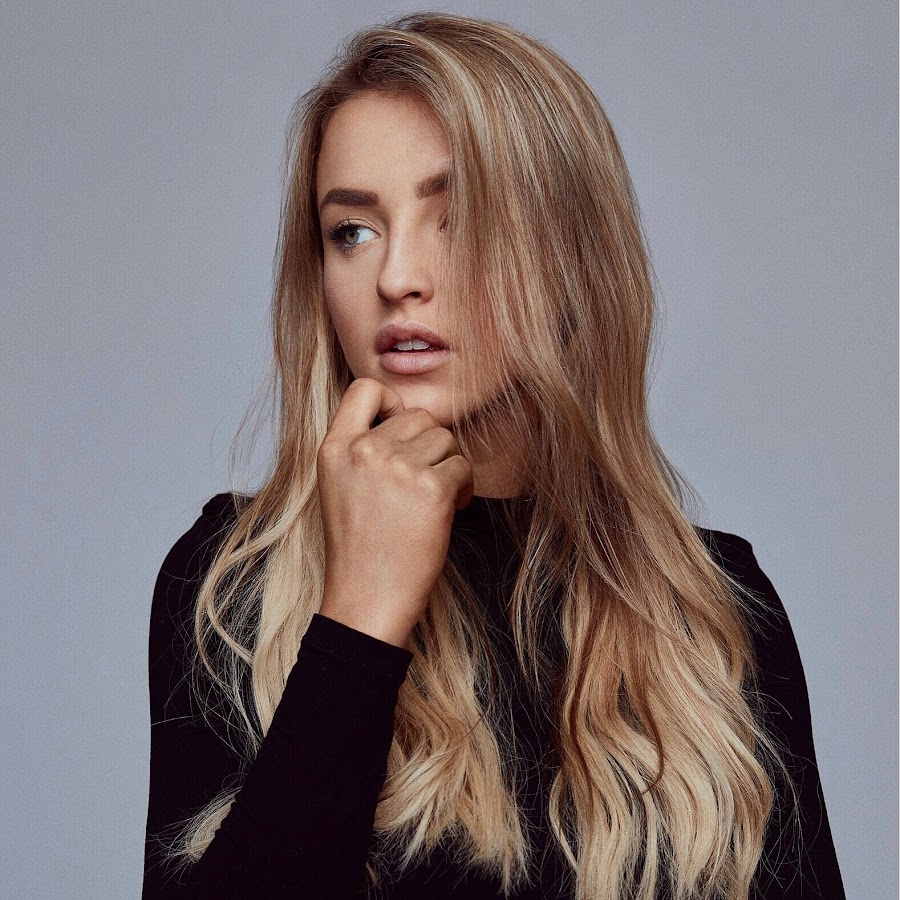 aliciamoffet YouTube