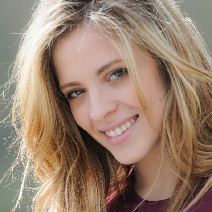 Laura Adriani - YouTube