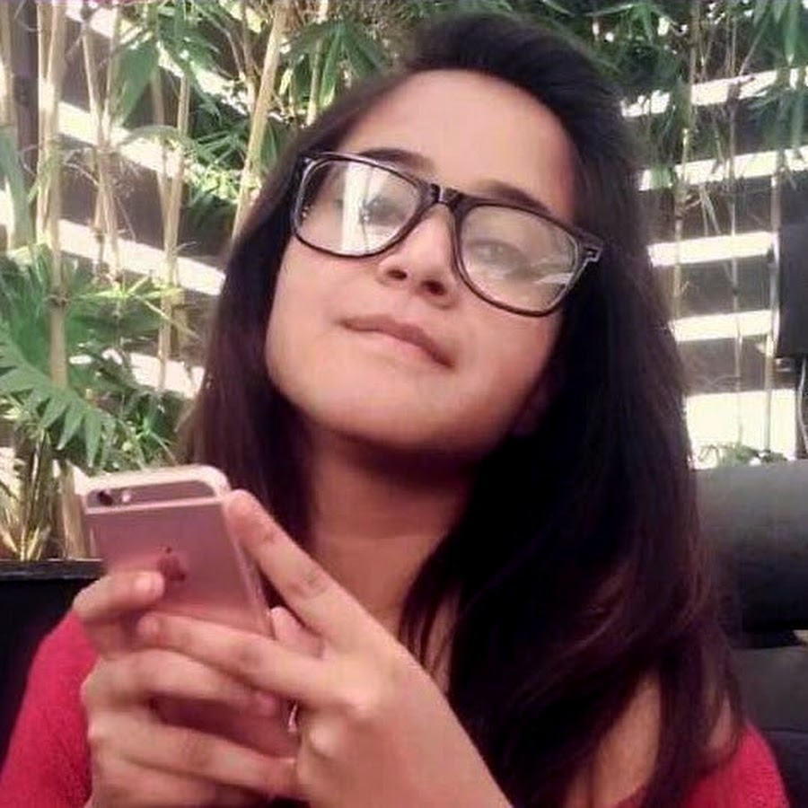 deepthi sunaina YouTube