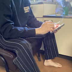 友達に食わせてもらってますアイコン画像
