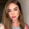 stillGLAMORUS