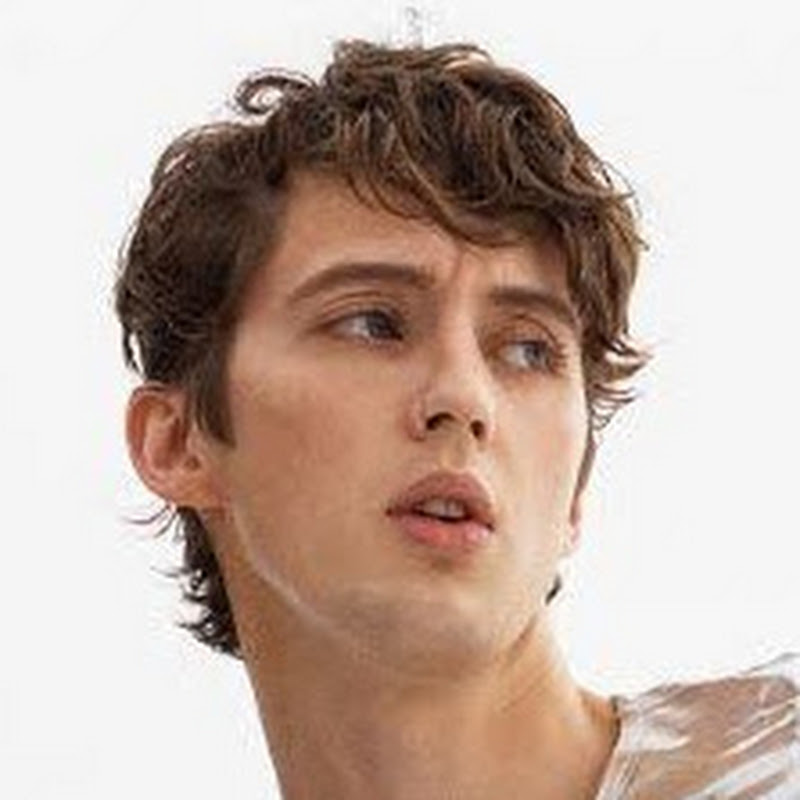 TroyeSivanVEVO