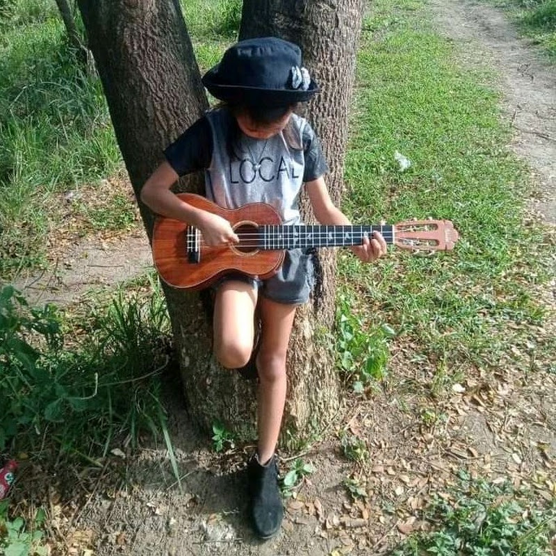France Nicole Music Covers