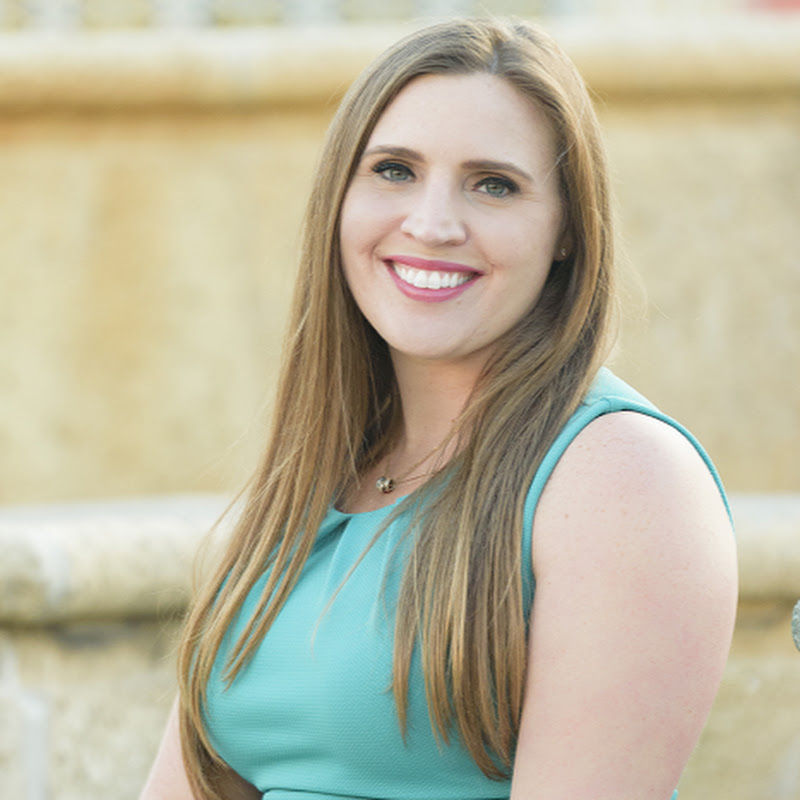 Julie Harris, Realtor