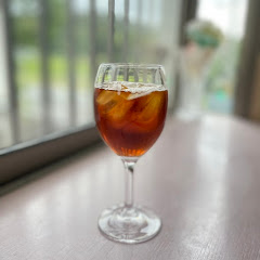 窓際の水出しコーヒーアイコン画像