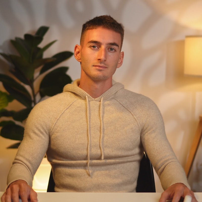 Christopher Pickering | Herpes Dating Coach