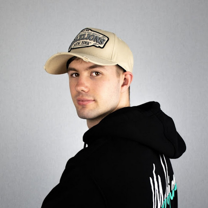 Hire DitisSem — Adventure Games YouTube creator for sponsorships