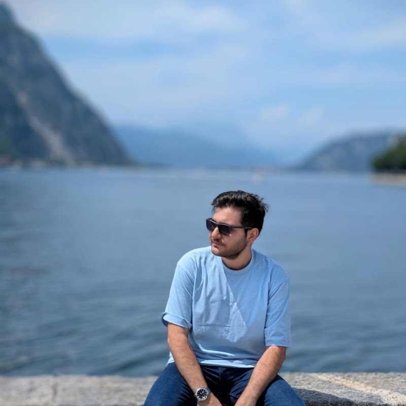 Tech With Erfan Logo