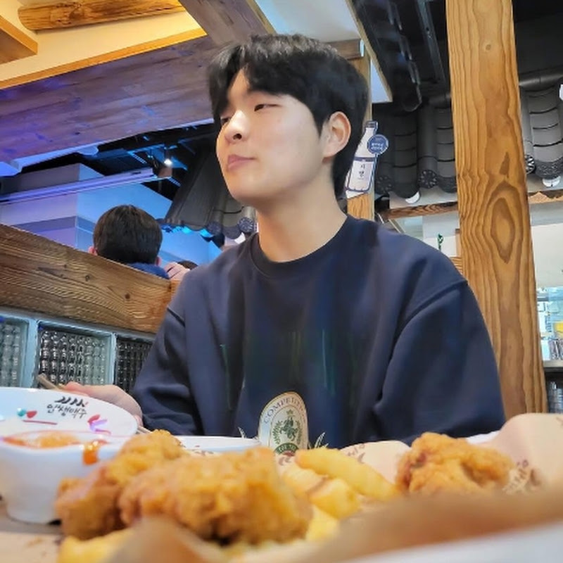 재욱 | AI 추천 큐레이터