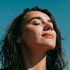 Lily Alice channel avatar