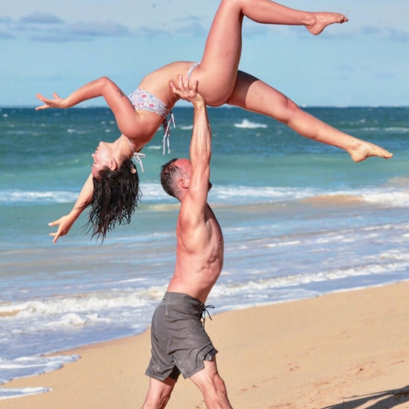 Elegant Acro
