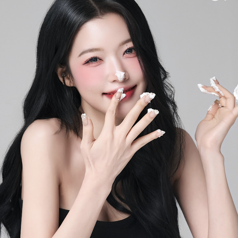 영주 瑩珠 avatar