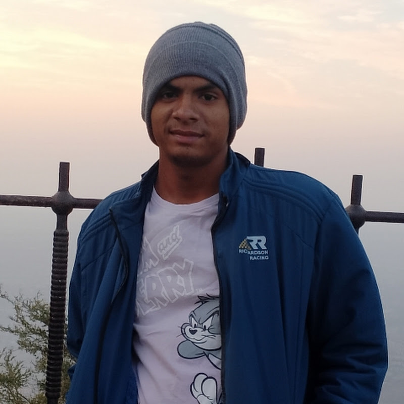 Hire Nitesh vlogger  — Cultural Experiences & Expat Life YouTube creator for sponsorships