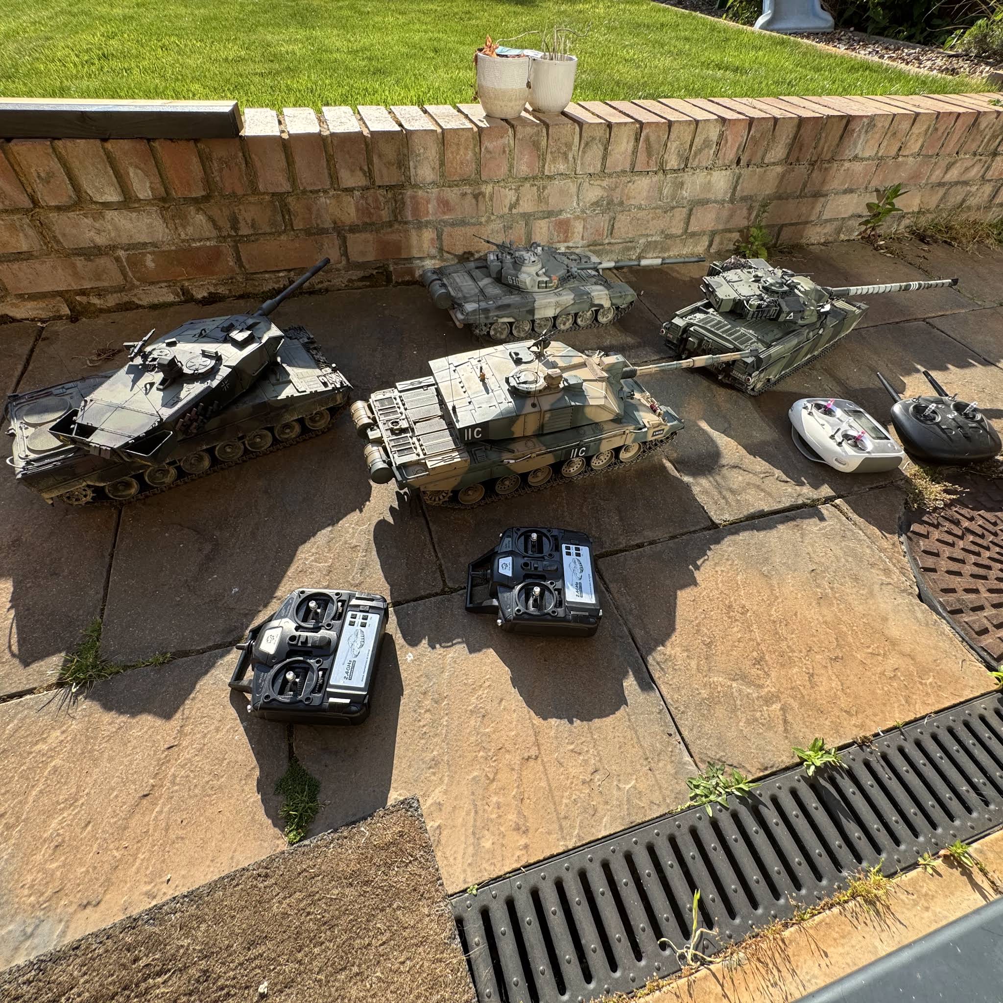 Post from Mr Tank A lots RC Tank Channel