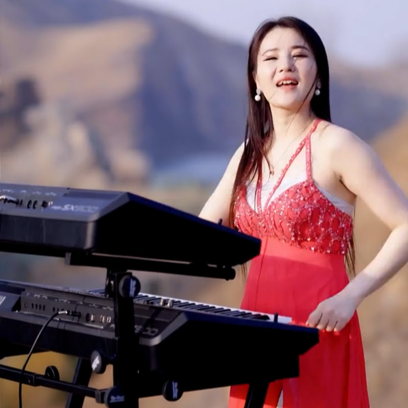 張清芳 Stella Chang Logo