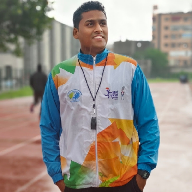 COACH ANUJ SIR