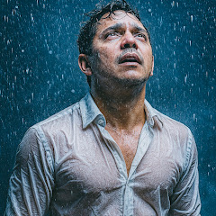 AadhuClicks channel thumbnail