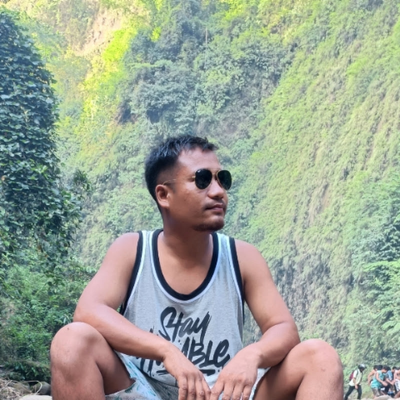 Hire WHITE BOARD GWRLWI LAMA — Education & Learning YouTube creator for sponsorships